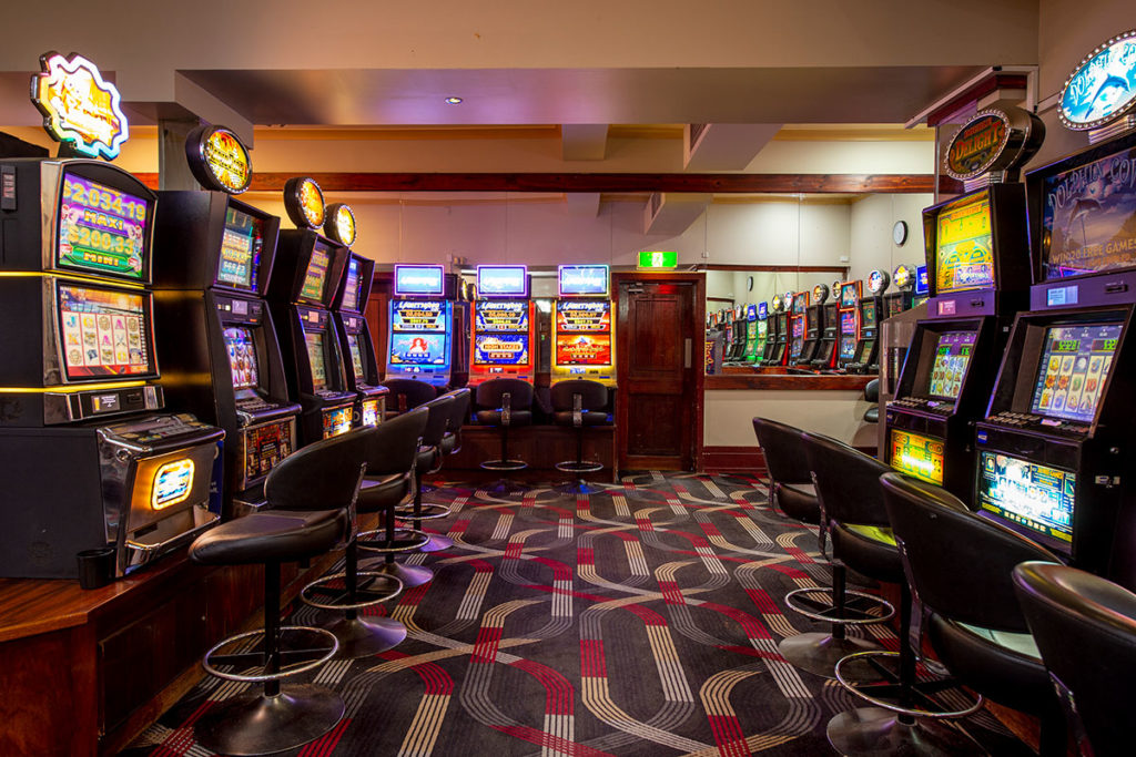 portside-tavern-gaming