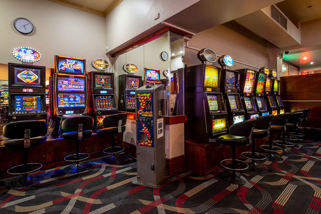 portside-tavern-gaming-2