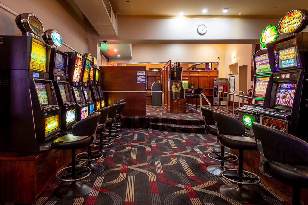 portside-tavern-gaming-3